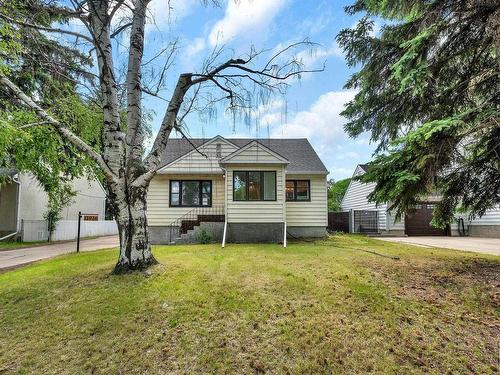 11936 128 St Nw, Edmonton, AB 