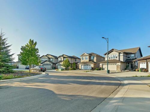 2224 21 Av Nw Nw, Edmonton, AB 