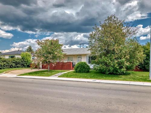 12805 90 St Nw, Edmonton, AB 