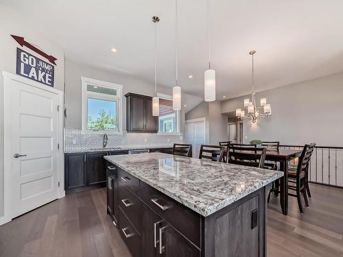 542 55101 Ste. Anne Trail, Rural Lac Ste. Anne County, AB - Indoor Photo Showing Kitchen With Upgraded Kitchen