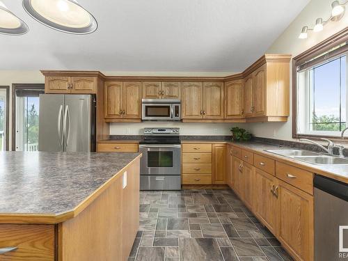 43-46324 Twp Rd 611, Rural Bonnyville M.D., AB - Indoor Photo Showing Kitchen With Double Sink