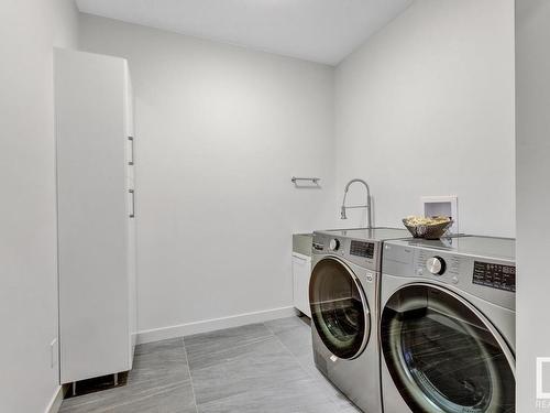 6619 123 Street Nw, Edmonton, AB - Indoor Photo Showing Laundry Room