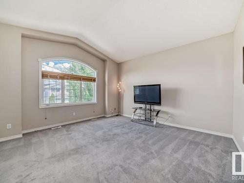 3807 Mclean Cl Sw, Edmonton, AB 