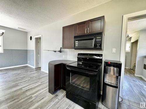 48312 Range Road 84, Rural Brazeau County, AB - Indoor Photo Showing Kitchen