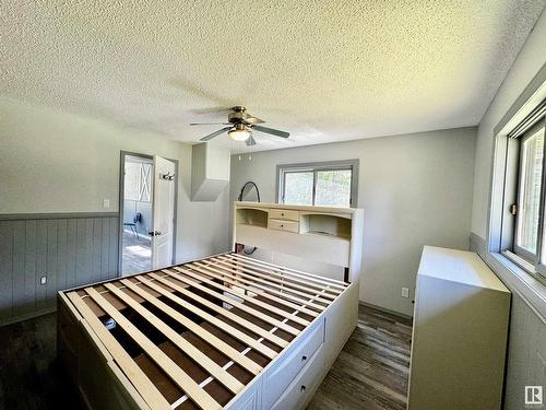 48312 Range Road 84, Rural Brazeau County, AB - Indoor Photo Showing Bedroom