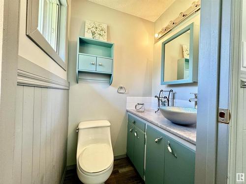 48312 Range Road 84, Rural Brazeau County, AB - Indoor Photo Showing Bathroom