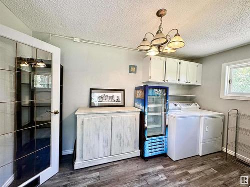 48312 Range Road 84, Rural Brazeau County, AB - Indoor Photo Showing Laundry Room