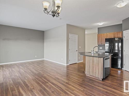 A-6805 47 Street, Cold Lake, AB - Indoor Photo Showing Kitchen