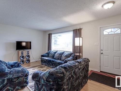 11608 134 Av Nw, Edmonton, AB 