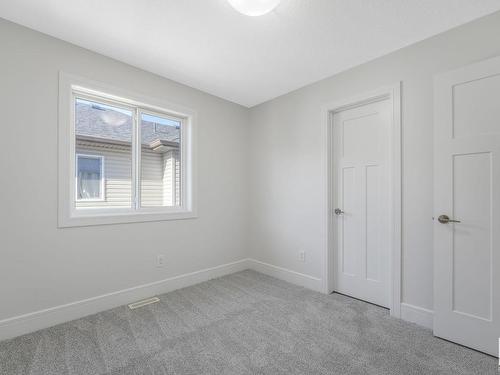 274 Albany Dr Nw, Edmonton, AB 