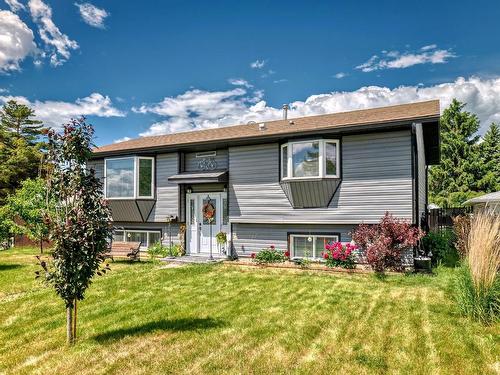 13 Blairmore Pl, Spruce Grove, AB 