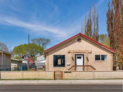 11424 86 St Nw, Edmonton, AB 