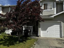 2727 23 St NW  Edmonton, AB T6T 0A5