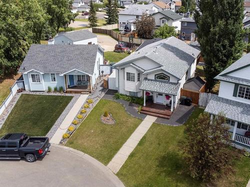 8 Landsdowne Dr, Spruce Grove, AB 