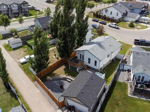 8 Landsdowne Dr, Spruce Grove, AB 