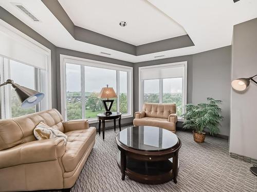 216 35 Sturgeon Road, St. Albert, AB - Indoor Photo Showing Living Room