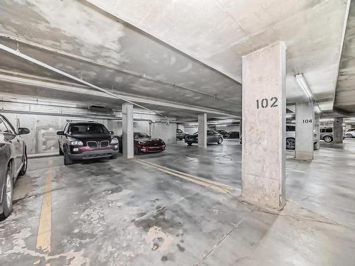 216 35 Sturgeon Road, St. Albert, AB - Indoor Photo Showing Garage