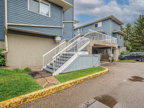 409 Lakeside Gr, St. Albert, AB 