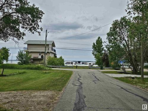 5004 62 St, Rural Lac Ste. Anne County, AB 