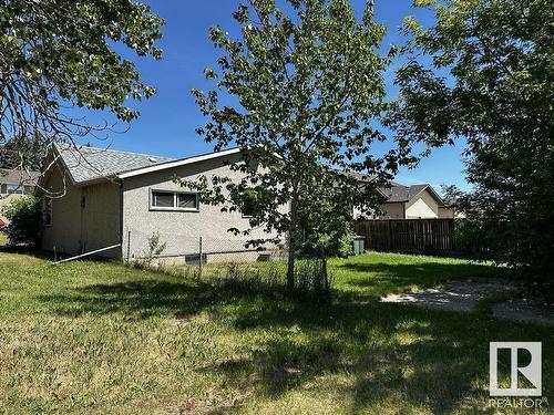 5343 57 Avenue Av, Ponoka, AB 