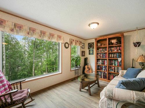 49 Neilson Dr., Rural Athabasca County, AB - Indoor Photo Showing Living Room