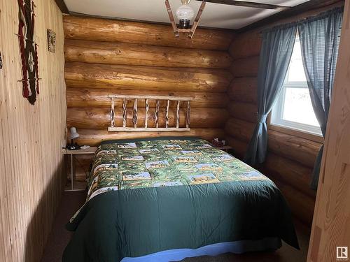 58227 Rng Rd 70 A, Rural St. Paul County, AB - Indoor Photo Showing Bedroom