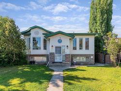 7011 152B AV NW  Edmonton, AB T5C 3P3