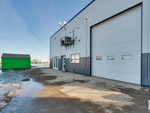 3614 49 St, Wetaskiwin, AB 