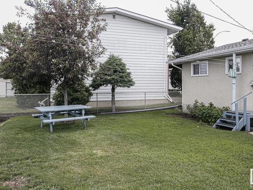 5205 51 St, Leduc, AB 