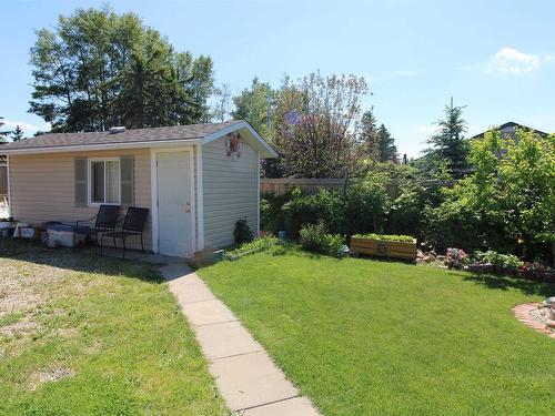 4607 47 Av, Rural Lac Ste. Anne County, AB 