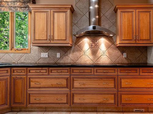 58 Kingsbury Crescent, St. Albert, AB - Indoor Photo Showing Kitchen