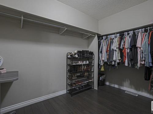 17634 96 Avenue, Edmonton, AB - Indoor With Storage