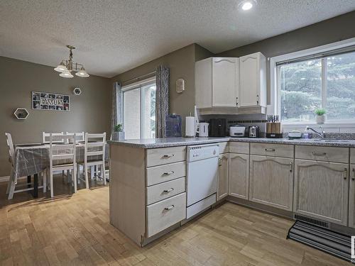 17634 96 Avenue, Edmonton, AB - Indoor