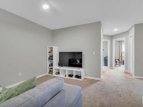 17644 49 St Nw, Edmonton, AB 