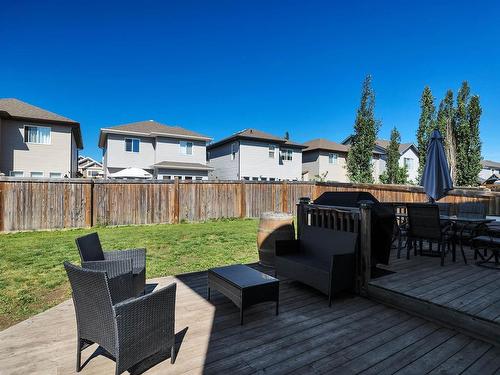 3213 Hilton Co Nw, Edmonton, AB 