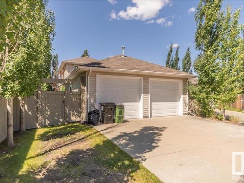 1128 35 Av Nw, Edmonton, AB 