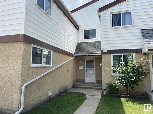 8B Twin Tc Nw, Edmonton, AB 