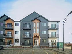 #301 9228 228 ST NW  Edmonton, AB T5T 7R9