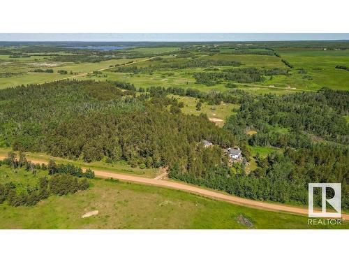 16264 Twp Rd 600, Rural Smoky Lake County, AB 