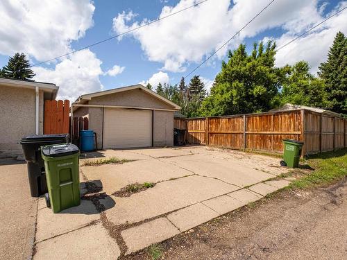 10323 45 St Nw, Edmonton, AB 