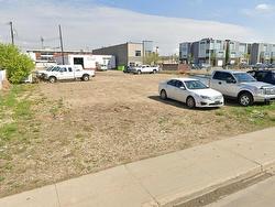 16126 100A AV NW  Edmonton, AB T5P 0M1