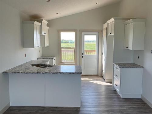 3606 53 Avenue, Bonnyville Town, AB - Indoor Photo Showing Kitchen With Double Sink