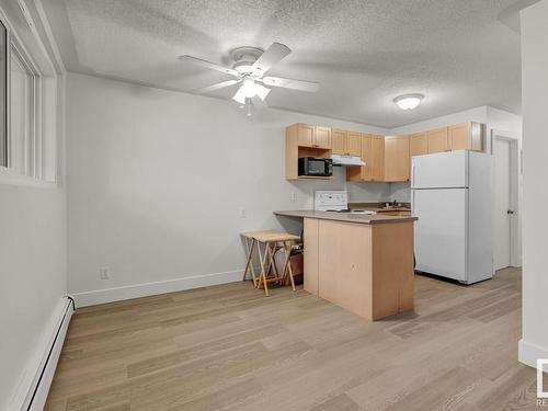 6 11008 124 Street, Edmonton, AB - Indoor Photo Showing Kitchen