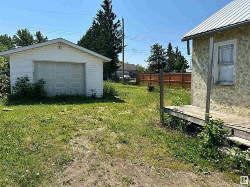 5317 49 Avenue, Elk Point, AB - Outdoor