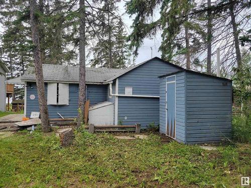 251 Lakeshore Dr, Rural Lac Ste. Anne County, AB 