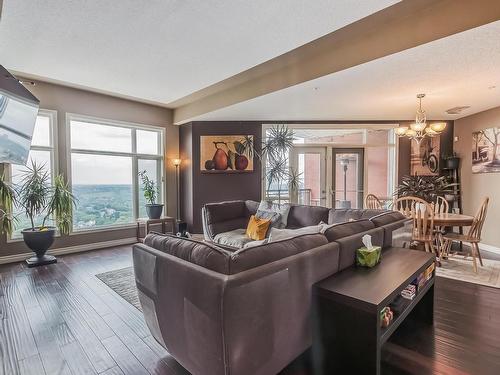 1705 9020 Jasper Avenue, Edmonton, AB - Indoor Photo Showing Living Room