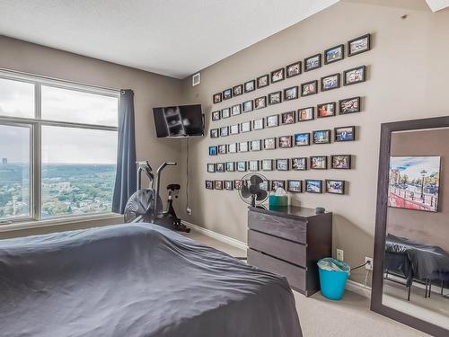 1705 9020 Jasper Avenue, Edmonton, AB - Indoor Photo Showing Bedroom