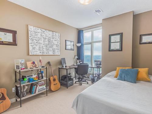 1705 9020 Jasper Avenue, Edmonton, AB - Indoor Photo Showing Bedroom