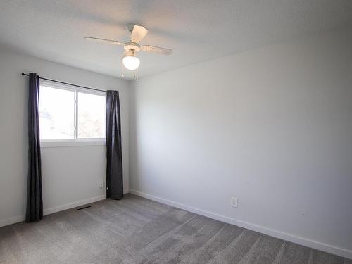 10F Twin Tc Nw, Edmonton, AB 