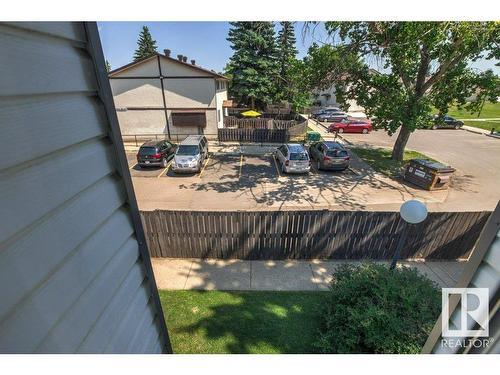 #J9 1 Garden Gv Nw, Edmonton, AB 